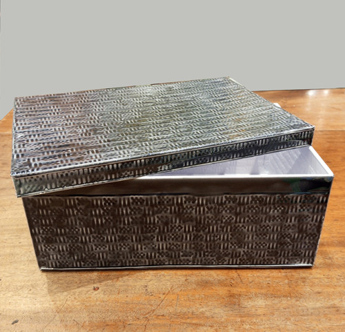 Navy metal  box - Boite en tole 24x34cm H.13